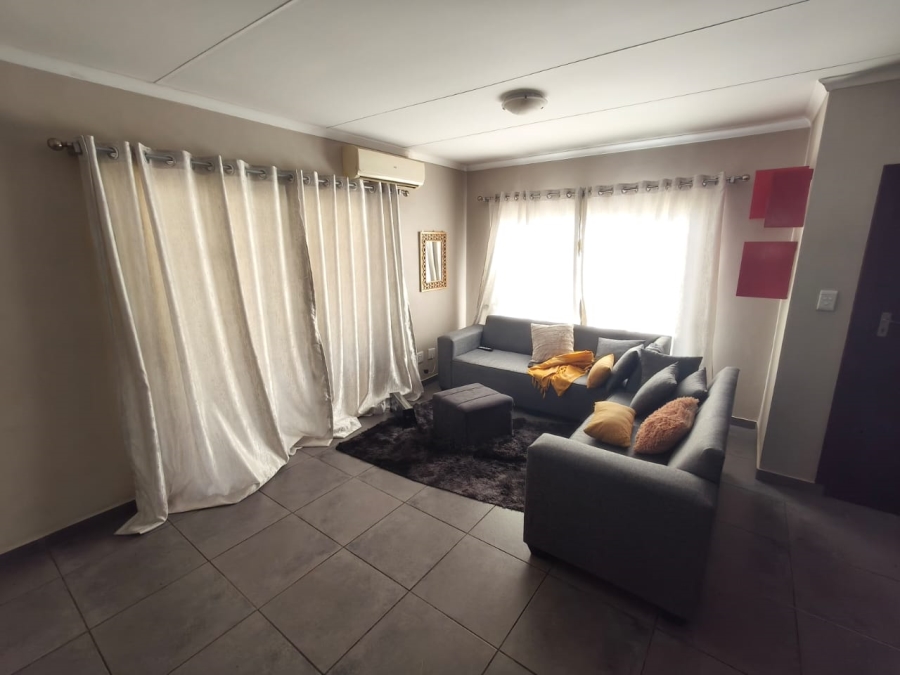 3 Bedroom Property for Sale in Waterkloof East North West